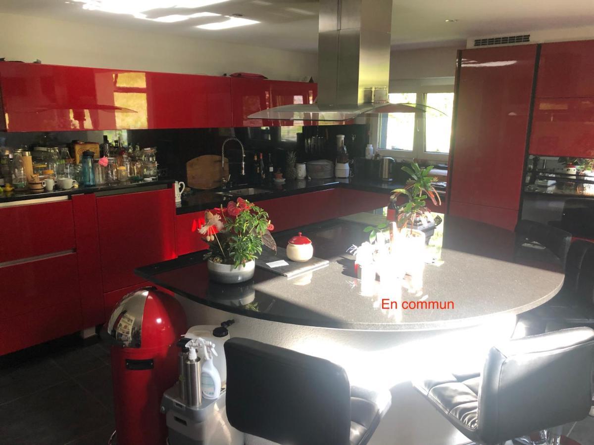 Logement Chez L'Habitant Etage Independant Grone Экстерьер фото